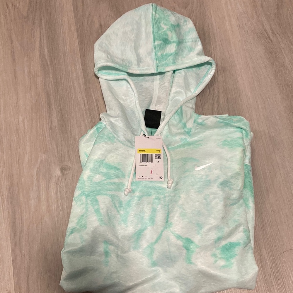 Nike Sweatshirt - Never worn